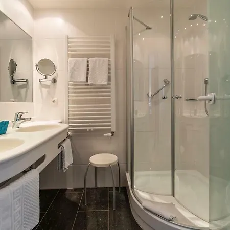 Отель Restaurant Hansjakob